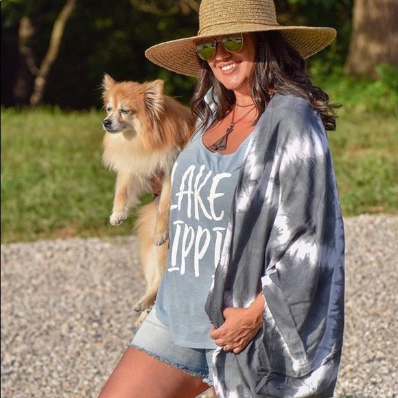 Lake Hippie Tank Top - Picture 3 of 3